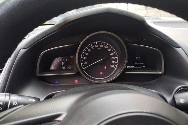 Used Mazda 3 Axela 2017 Sedan 1.5L Automatic Luxury Model Emission Standard China V Instrument Cluster