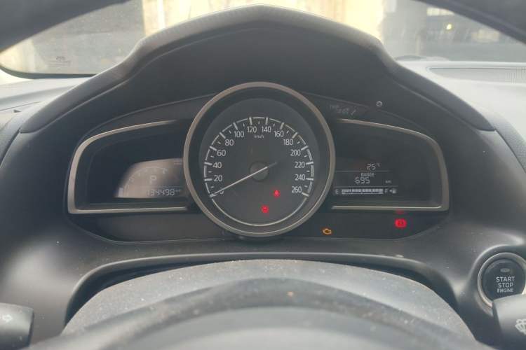 Used Mazda 3 Axela 2017 Sedan 1.5L Automatic Comfort Model Emission Standard China V Instrument Cluster