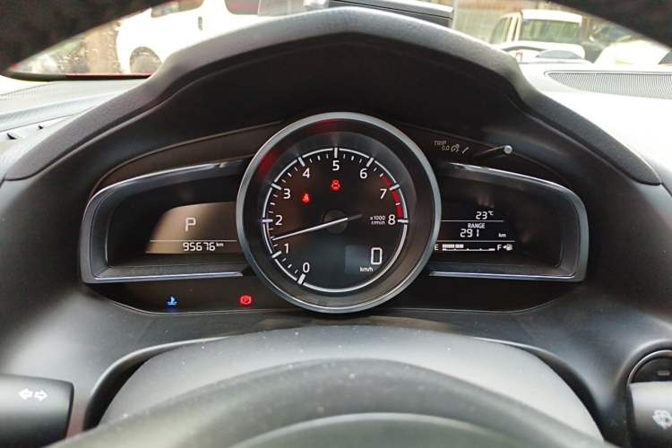 Used Mazda 3 Axela 2017 Hatchback 2.0L Automatic Sport Model China V Emission Standard Instrument Cluster
