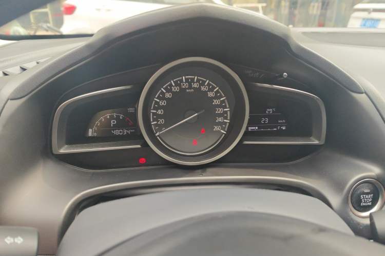 Used Mazda 3 Axela 2017 Sedan 1.5L Automatic Luxury Model Emission Standard China V Instrument Cluster