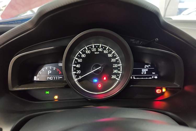 Used Mazda 3 Axela 2017 Hatchback 1.5L Automatic Comfort Model Emission Standard China V Instrument Cluster
