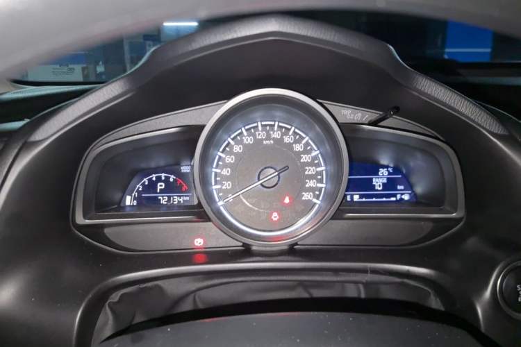 Used Mazda 3 Axela 2017 Sedan 1.5L Automatic Luxury Model Emission Standard China V Instrument Cluster