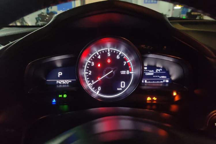 Used Mazda 3 Axela 2017 Sedan 2.0L Automatic Flagship Model China V Standard Instrument Cluster