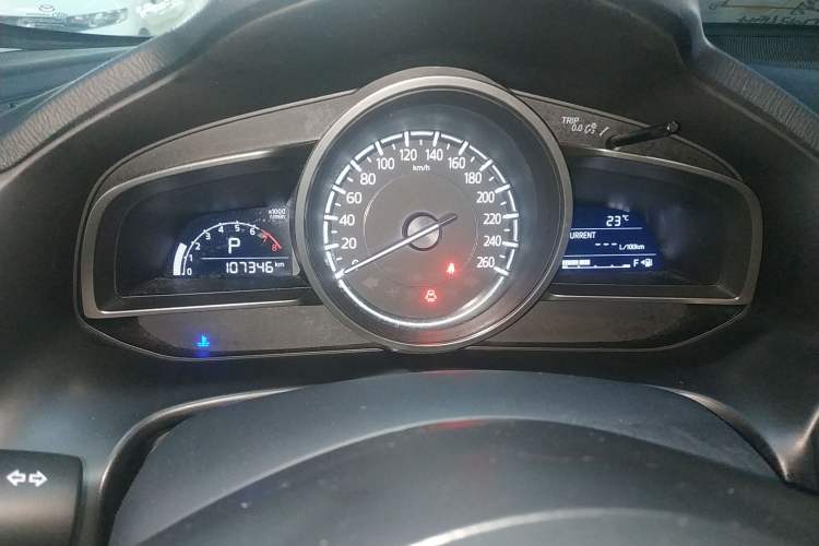 Used Mazda 3 Axela 2017 Hatchback 1.5L Automatic Luxury Model Emission Standard China V Instrument Cluster