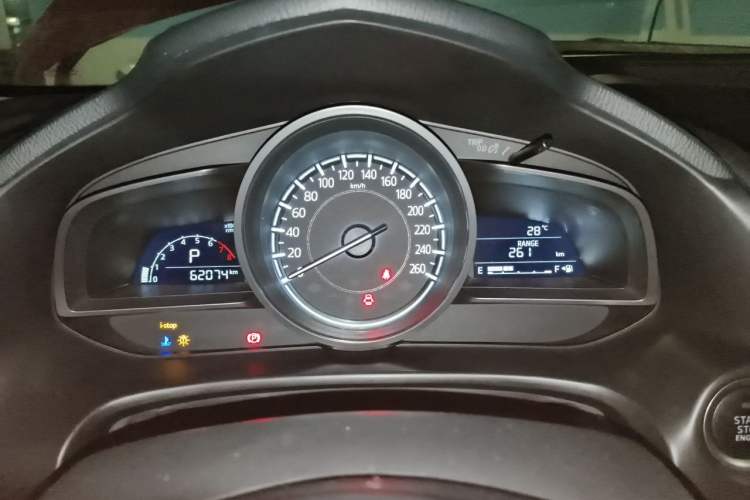 Used Mazda 3 Axela 2017 Sedan 1.5L Automatic Luxury Model Emission Standard China V Instrument Cluster