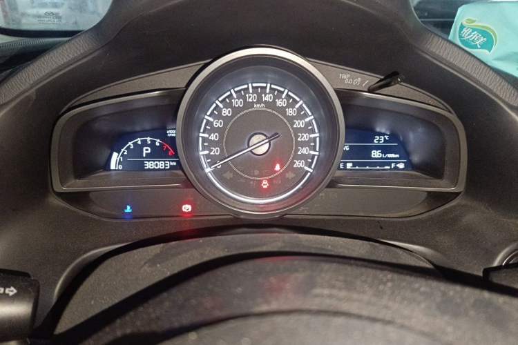 Used Mazda 3 Axela 2017 Hatchback 2.0L Automatic Luxury Model Emission Standard China V Instrument Cluster