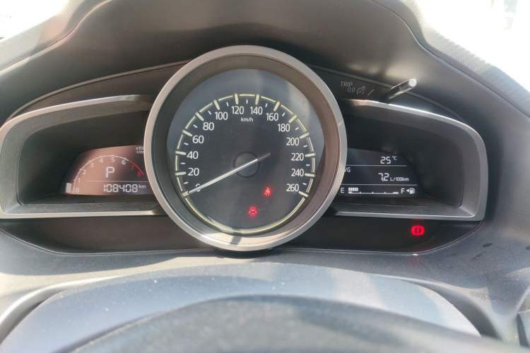Used Mazda 3 Axela 2017 Sedan 1.5L Automatic Comfort Model China VI Standard Instrument Cluster