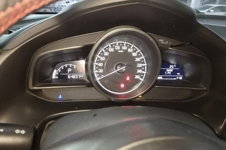 Used Mazda 3 Axela 2017 Sedan 1.5L Automatic Luxury Model Emission Standard China V Instrument Cluster