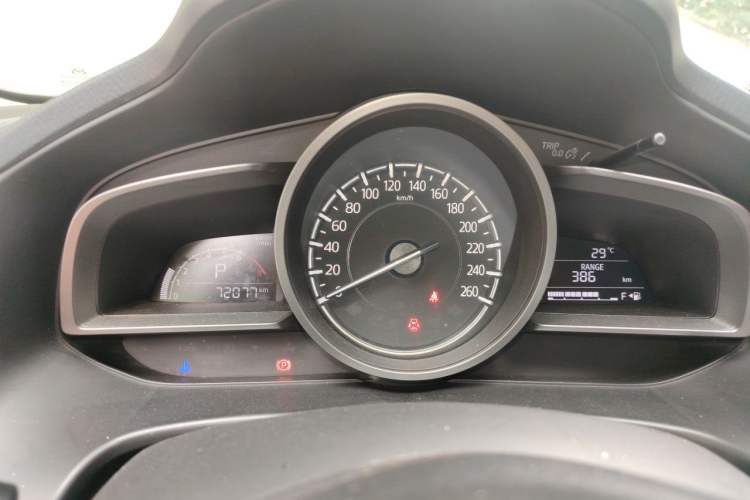 Used Mazda 3 Axela 2017 Sedan 1.5L Automatic Luxury Model Emission Standard China V Instrument Cluster