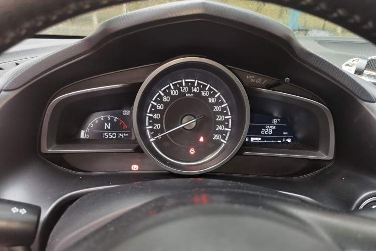 Used Mazda 3 Axela 2017 Sedan 1.5L Automatic Luxury Model Emission Standard China V Instrument Cluster