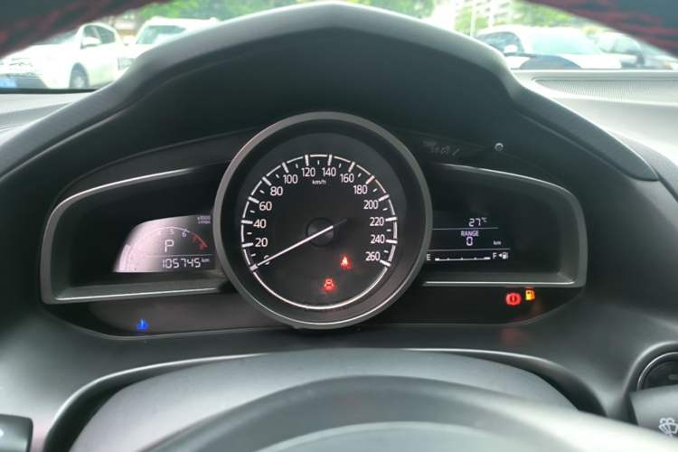 Used Mazda 3 Axela 2017 Hatchback 1.5L Automatic Comfort Model Emission Standard China V Instrument Cluster