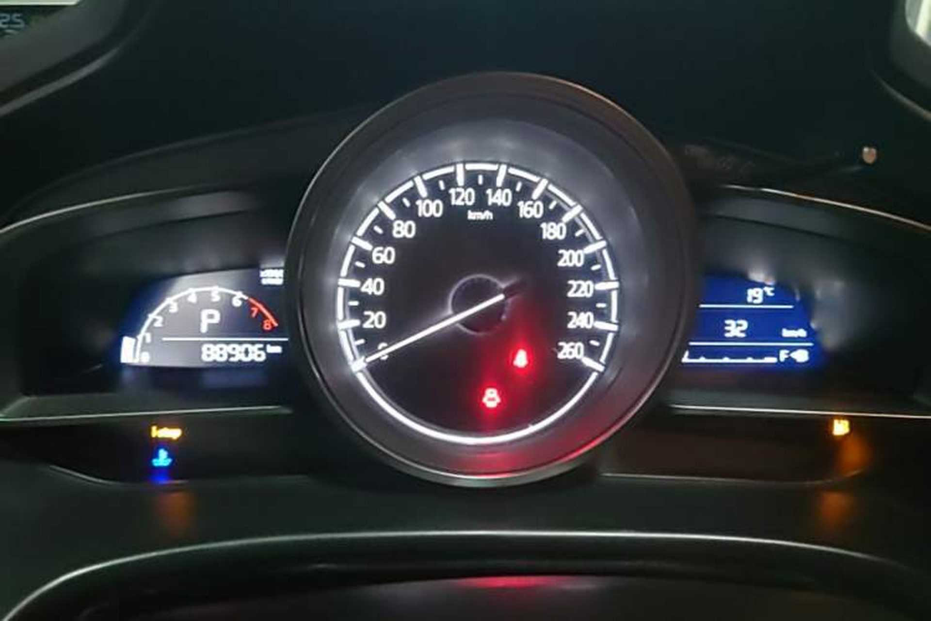Used Mazda 3 Axela 2017 Hatchback 1.5L Automatic Luxury Model Emission Standard China V Instrument Cluster