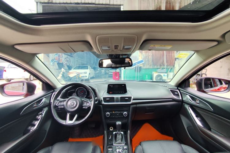 Used Mazda 3 Axela 2017 Hatchback 2.0L Automatic Sport Model China V Emission Standard Interior 1
