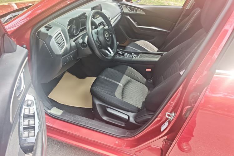 Used Mazda 3 Axela 2017 Sedan 1.5L Automatic Luxury Model Emission Standard China V Interior 1