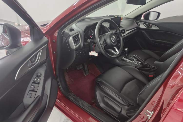Used Mazda 3 Axela 2017 Sedan 1.5L Automatic Comfort Model Emission Standard China V Interior 2