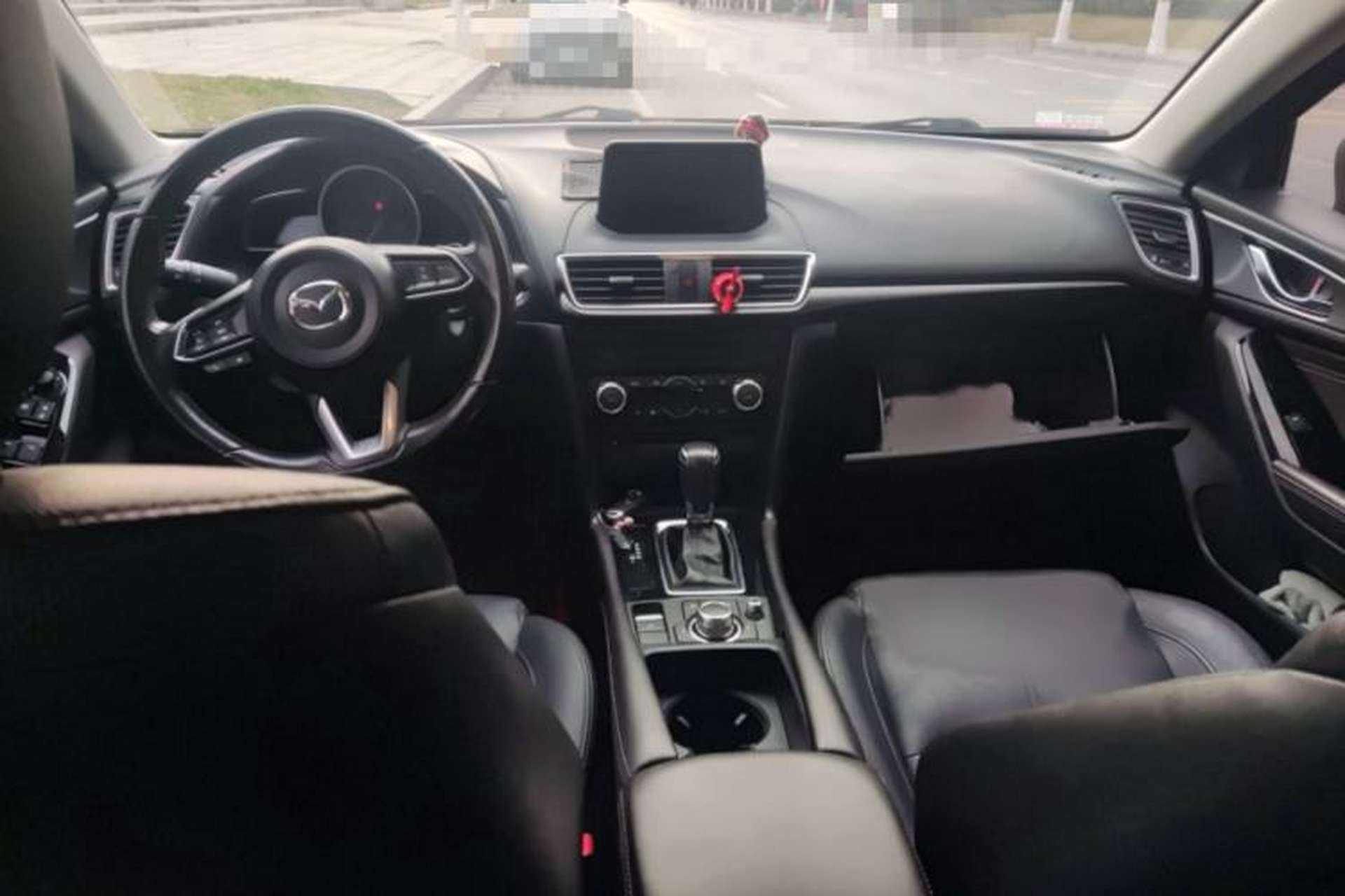 Used Mazda 3 Axela 2017 Hatchback 2.0L Automatic Sport Model China V Emission Standard Interior 2