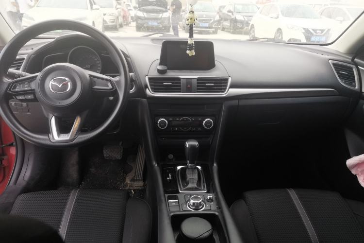 Used Mazda 3 Axela 2017 Sedan 1.5L Automatic Luxury Model Emission Standard China V Interior 3