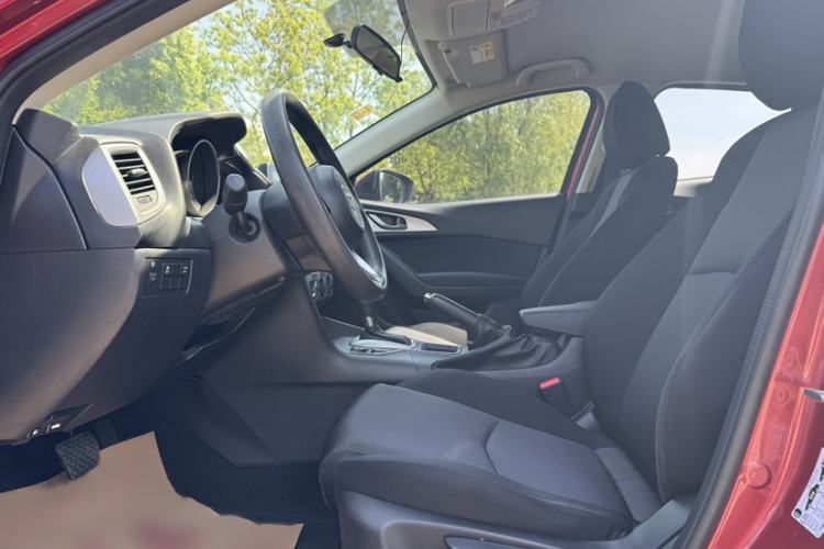 Used Mazda 3 Axela 2017 Hatchback 1.5L Automatic Comfort Model Emission Standard China V Interior 3
