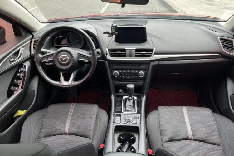 Used Mazda 3 Axela 2017 Hatchback 1.5L Automatic Luxury Model Emission Standard China V Interior 4