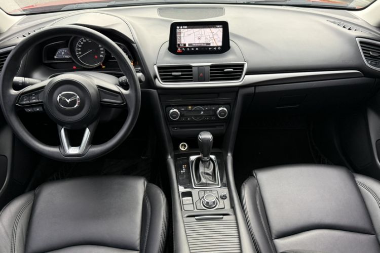 Used Mazda 3 Axela 2017 Hatchback 1.5L Automatic Luxury Model Emission Standard China V Interior 7