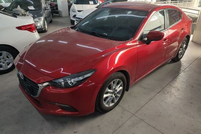 Używany Mazda 3 Axela 2017 Sedan 1.5L Automatic Comfort Model Emission Standard China V