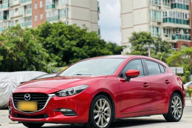 Used Mazda 3 Axela 2017 Hatchback 1.5L Automatic Comfort Model Emission Standard China V