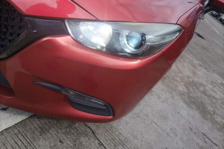 Used Mazda 3 Axela 2017 Sedan 1.5L Automatic Comfort Model Emission Standard China V Left Front Headlight