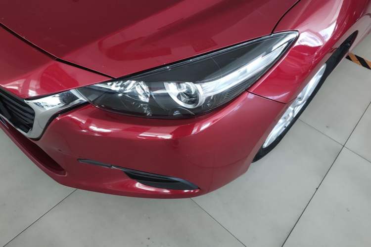 Used Mazda 3 Axela 2017 Sedan 1.5L Automatic Comfort Model Emission Standard China V Left Front Headlight