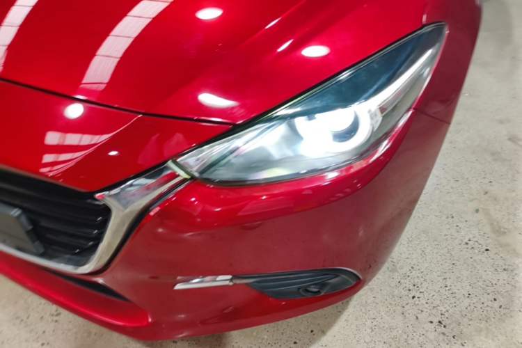 Used Mazda 3 Axela 2017 Hatchback 2.0L Automatic Sport Model China V Emission Standard Left Front Headlight