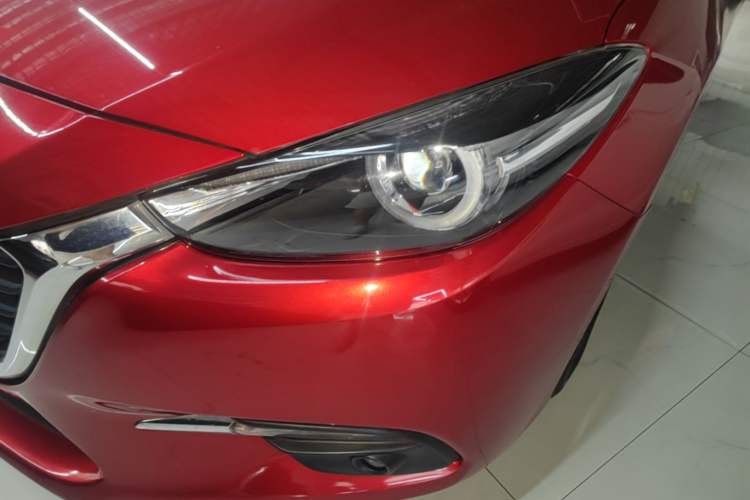 Used Mazda 3 Axela 2017 Hatchback 1.5L Automatic Luxury Model Emission Standard China V Left Front Headlight