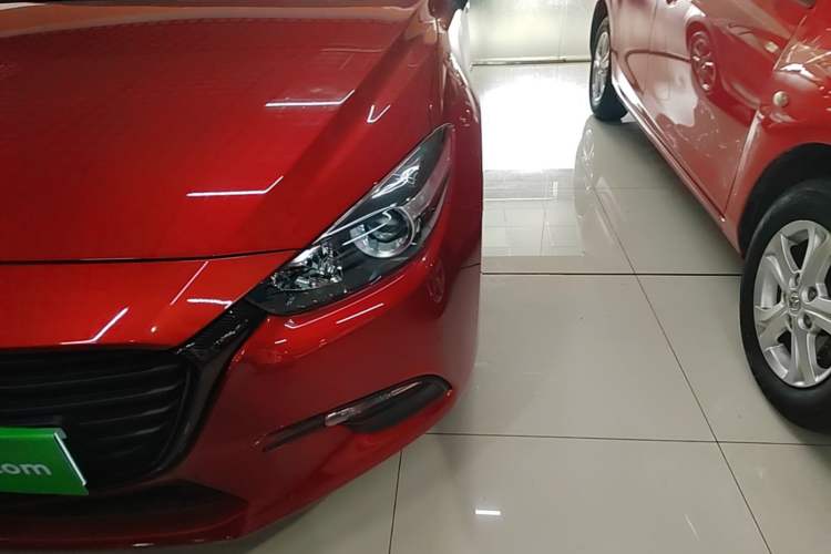 Used Mazda 3 Axela 2017 Sedan 1.5L Manual Comfort Model Emission Standard China V Left Front Headlight