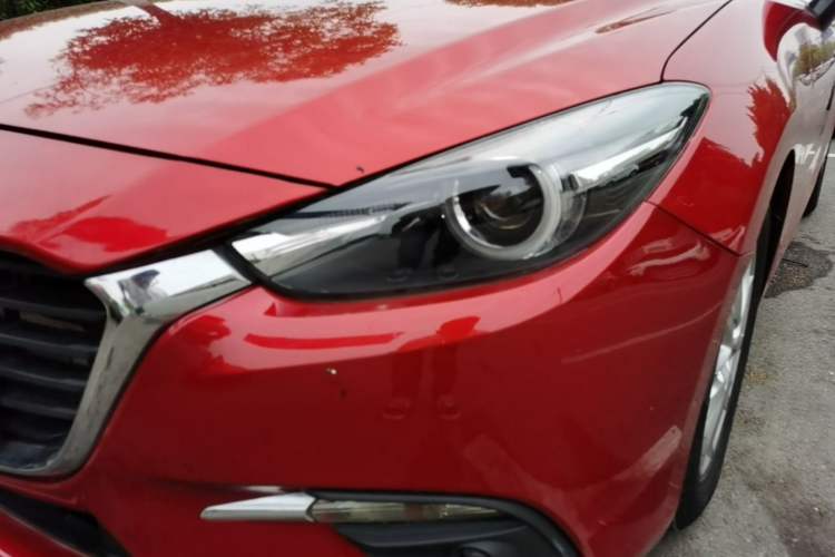 Used Mazda 3 Axela 2017 Sedan 1.5L Automatic Luxury Model Emission Standard China V Left Front Headlight