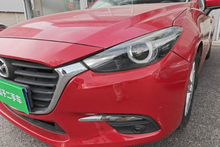 Used Mazda 3 Axela 2017 Hatchback 1.5L Automatic Luxury Model Emission Standard China V Left Front Headlight