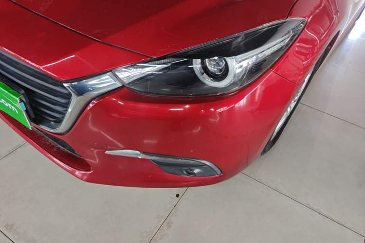 Used Mazda 3 Axela 2017 Sedan 1.5L Automatic Luxury Model Emission Standard China V Left Front Headlight