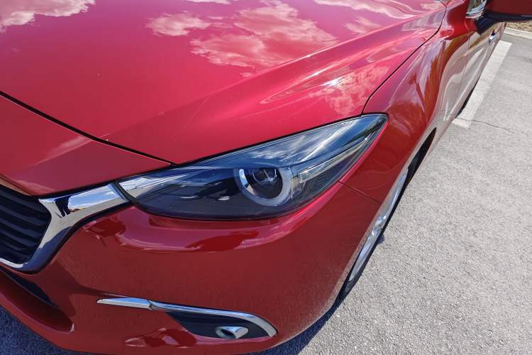 Used Mazda 3 Axela 2017 Sedan 1.5L Automatic Luxury Model Emission Standard China V Left Front Headlight