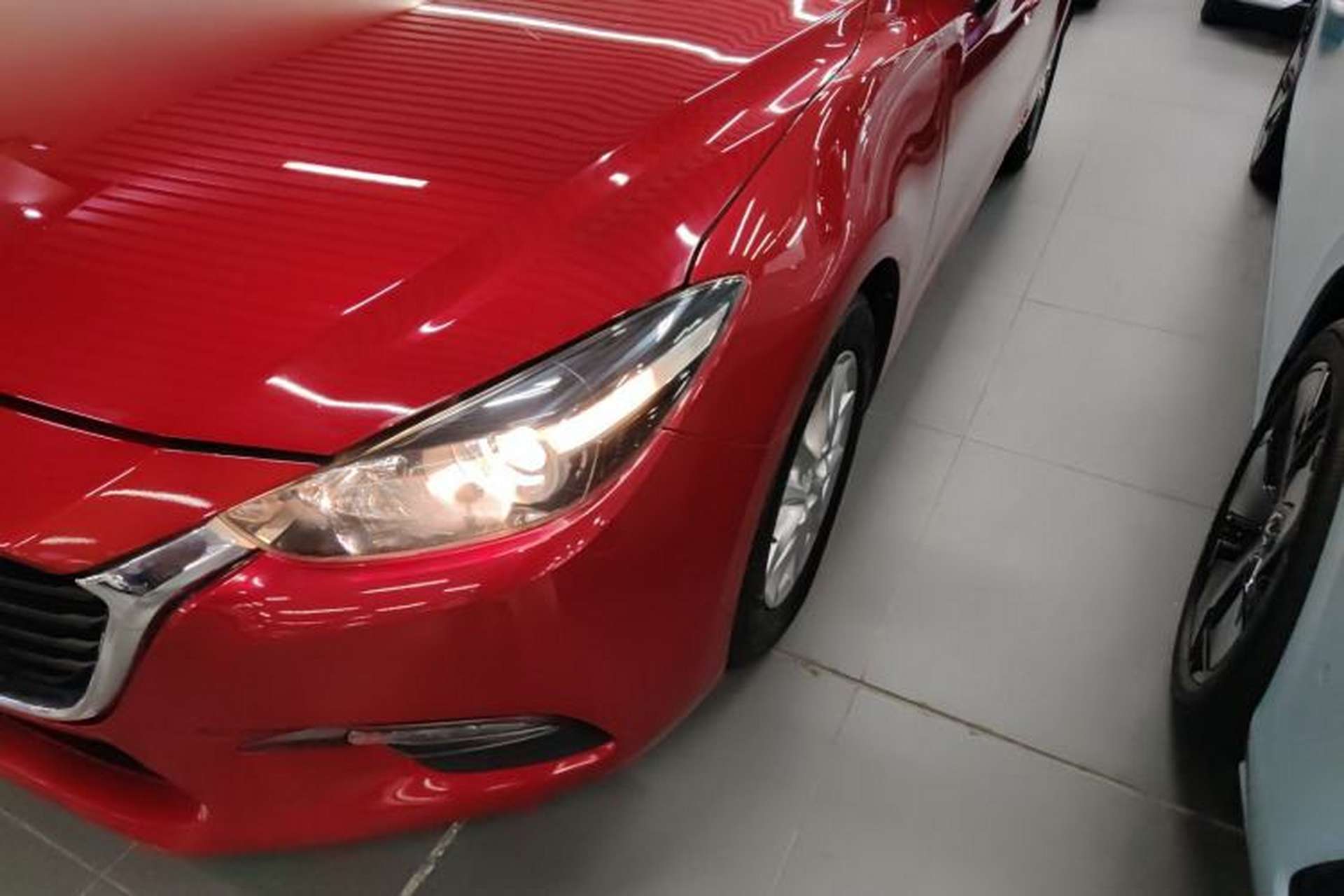 Used Mazda 3 Axela 2017 Sedan 1.5L Automatic Comfort Model Emission Standard China V Left Front Headlight