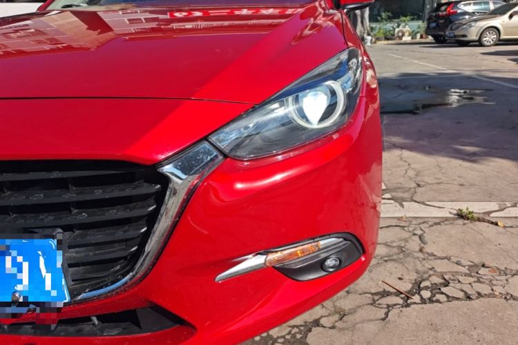 Used Mazda 3 Axela 2017 Sedan 1.5L Automatic Luxury Model Emission Standard China V Left Front Headlight