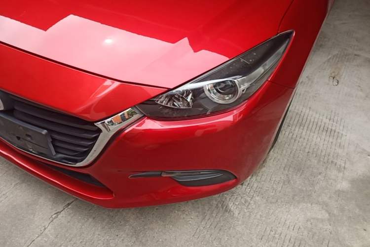 Used Mazda 3 Axela 2017 Sedan 1.5L Automatic Comfort Model Emission Standard China V Left Front Headlight