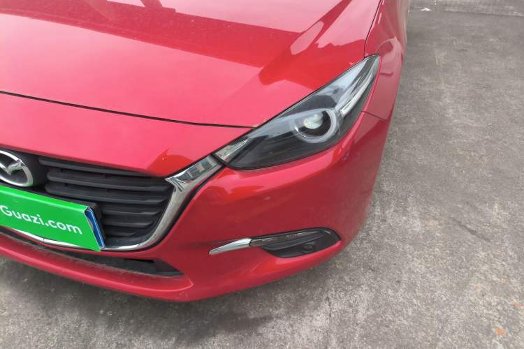 Used Mazda 3 Axela 2017 Hatchback 1.5L Automatic Luxury Model Emission Standard China V Left Front Headlight