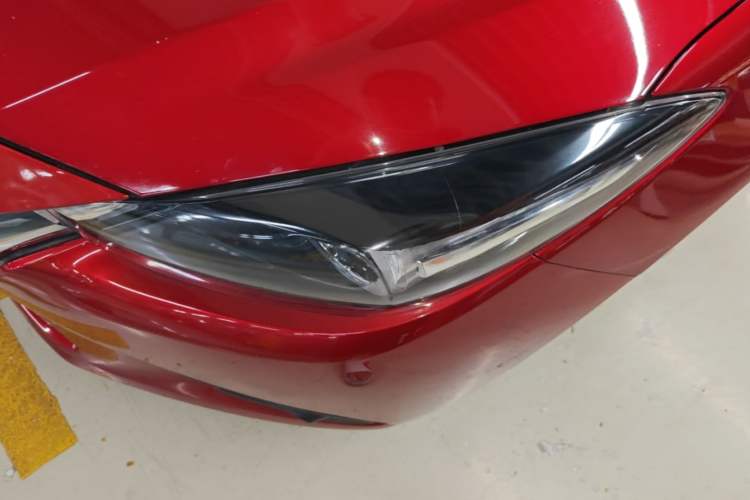 Used Mazda 3 Axela 2017 Hatchback 1.5L Automatic Luxury Model Emission Standard China V Left Front Headlight
