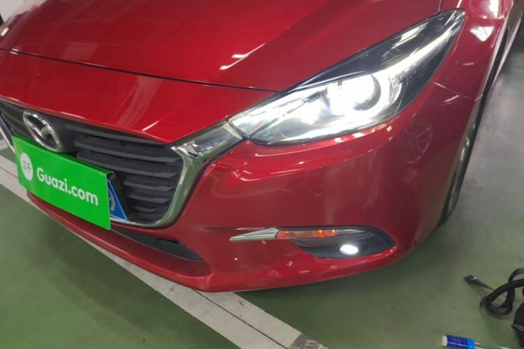 Used Mazda 3 Axela 2017 Sedan 1.5L Automatic Luxury Model Emission Standard China V Left Front Headlight