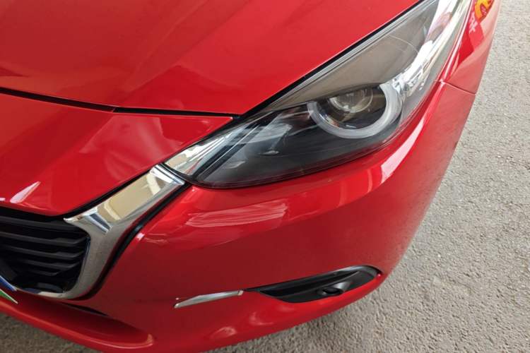Used Mazda 3 Axela 2017 Sedan 1.5L Automatic Luxury Model Emission Standard China V Left Front Headlight