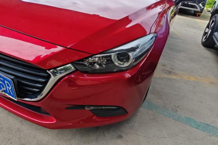 Used Mazda 3 Axela 2017 Sedan 1.5L Automatic Comfort Model Emission Standard China V Left Front Headlight