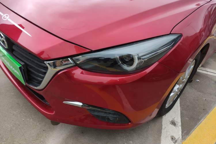 Used Mazda 3 Axela 2017 Sedan 1.5L Automatic Luxury Model Emission Standard China V Left Front Headlight