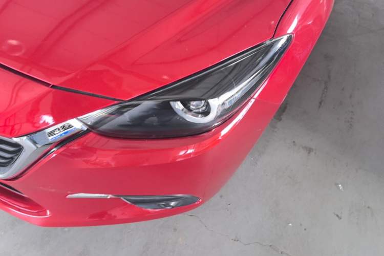 Used Mazda 3 Axela 2017 Sedan 1.5L Automatic Luxury Model Emission Standard China V Left Front Headlight