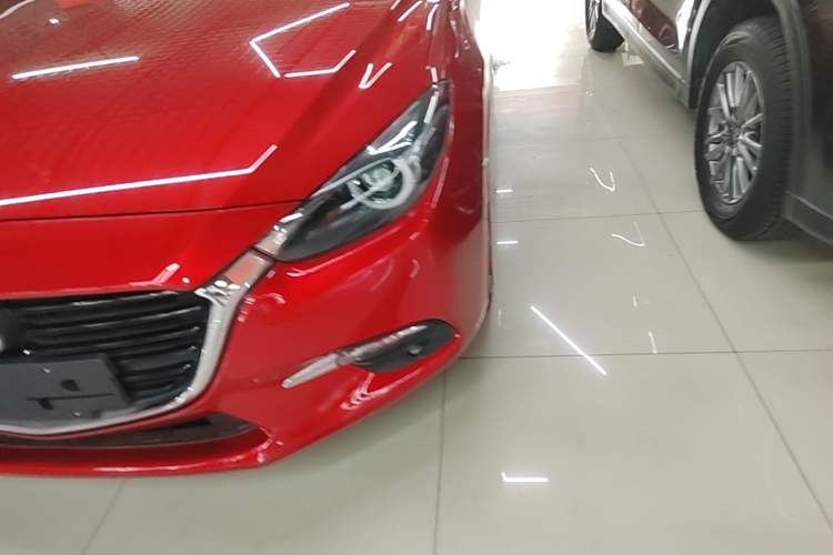 Used Mazda 3 Axela 2017 Hatchback 2.0L Automatic Sport Model China V Emission Standard Left Front Headlight