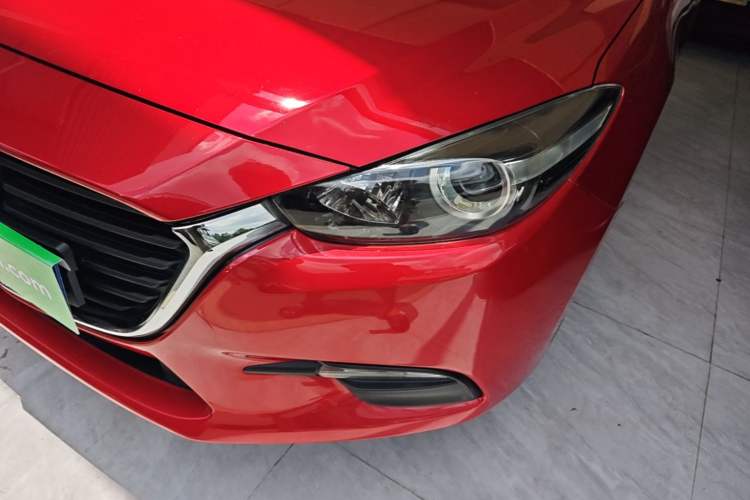 Used Mazda 3 Axela 2017 Sedan 1.5L Automatic Comfort Model China VI Standard Left Front Headlight
