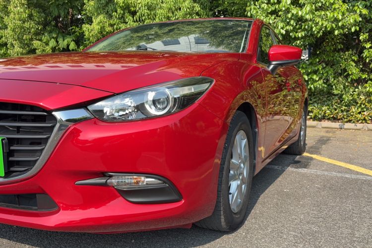 Used Mazda 3 Axela 2017 Sedan 1.5L Automatic Comfort Model Emission Standard China V Left Front Headlight