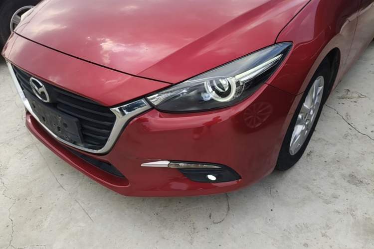 Used Mazda 3 Axela 2017 Sedan 1.5L Automatic Luxury Model Emission Standard China V Left Front Headlight