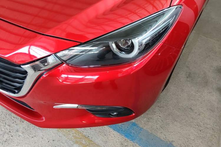 Used Mazda 3 Axela 2017 Sedan 1.5L Automatic Luxury Model Emission Standard China V Left Front Headlight